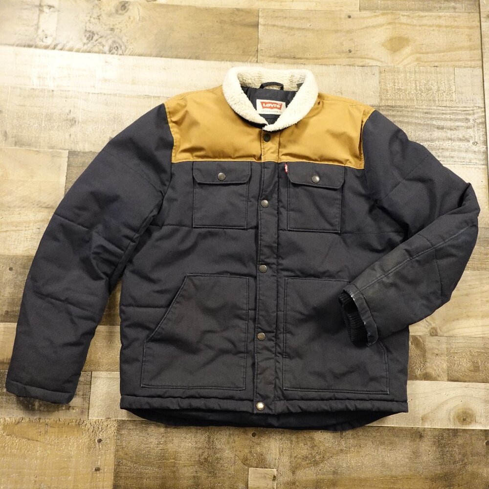 Levi’s Quilted Woodsman‎ Puffer Jacket Men’s Large Navy Brown